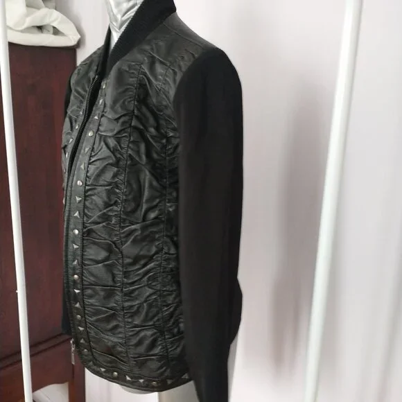 Jacket - Picture 2 of 5